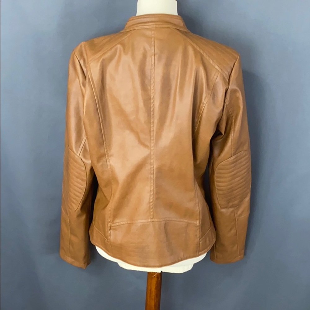 Faux leather jacket - Picture 6 of 7